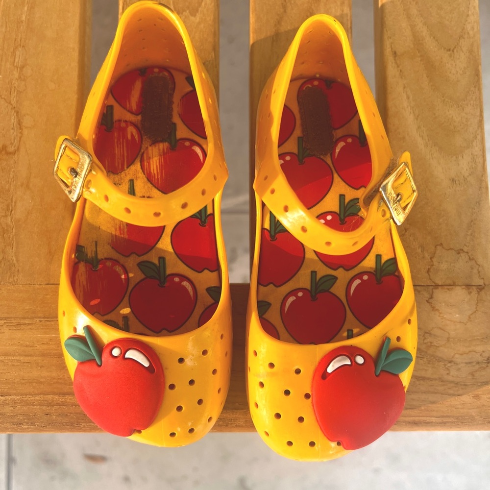 Rare mini melissa Furandiha Mary Jane shoe size 9 (eu 25/26)